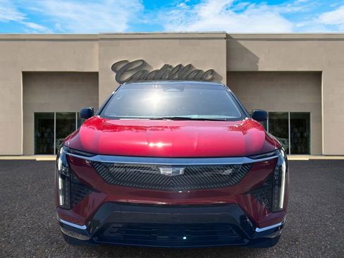 New 2026 Cadillac Optiq Luxury 2 AWD/4WD image 8