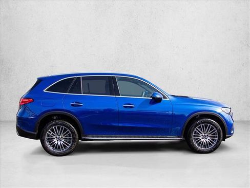Certified 2026 Mercedes-Benz GLC 300 4MATIC image 4