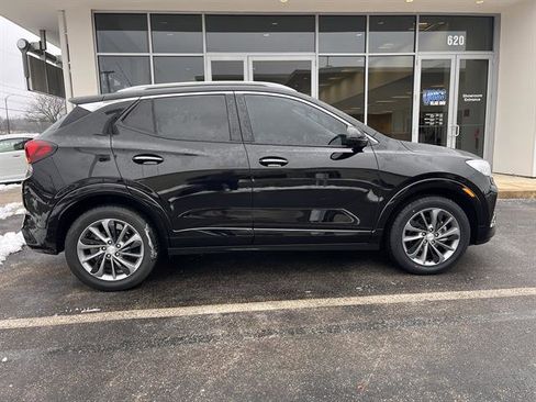 Used 2022 Buick Encore GX Preferred w/ Sport Touring Package image 2