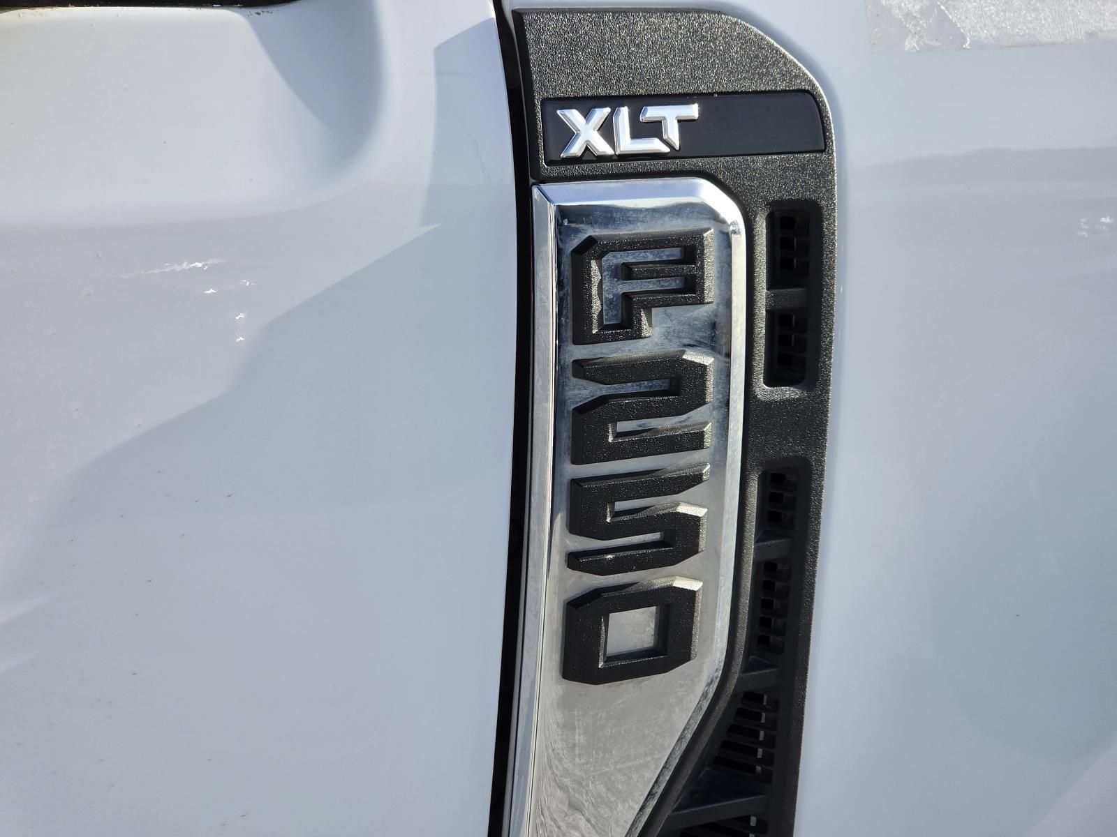 Used 2025 Ford F250 XLT w/ FX4 Off-Road Package AWD/4WD image 6