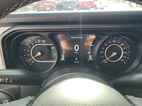 New 2025 Jeep Gladiator Willys image 17