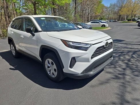 Used 2025 Toyota RAV4 LE image 11