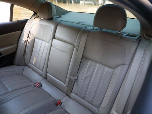 Used 2013 Buick Regal Premium image 8