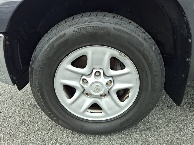 Used 2013 Toyota Tundra 4x4 Double Cab w/ Tow Pkg image 16