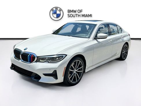 Used 2019 BMW 330i Sedan w/ Convenience Package RWD image 3
