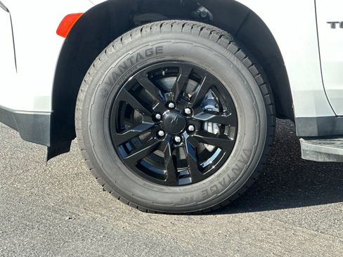 Used 2023 Chevrolet Tahoe LT image 24