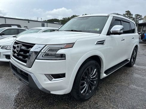 Used 2023 Nissan Armada Platinum w/ Captain's Chairs Package AWD/4WD image 2