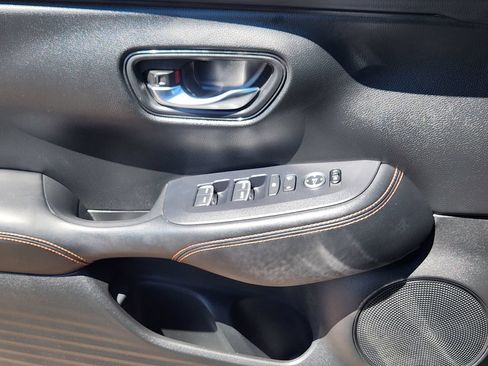 Used 2023 Honda HR-V Sport image 15