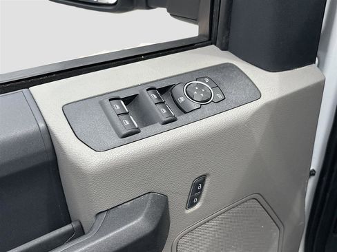 Used 2022 Ford F350 XL w/ Power Equipment Group image 17