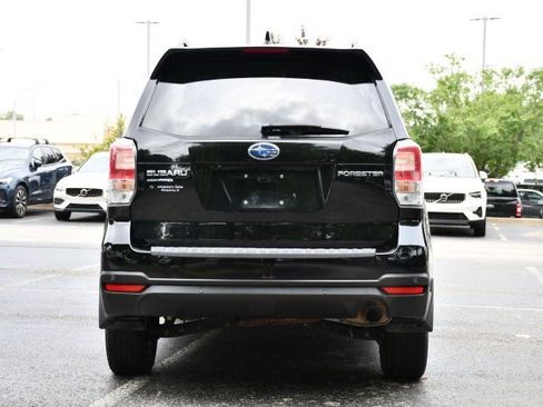Used 2018 Subaru Forester 2.5i Limited AWD/4WD image 6