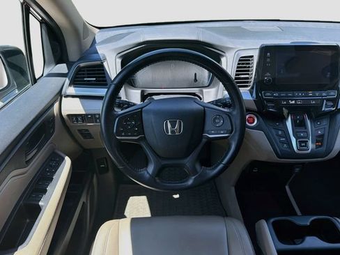 Used 2021 Honda Odyssey EX-L image 17