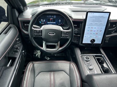 Certified 2022 Ford Expedition Max Limited AWD/4WD image 2
