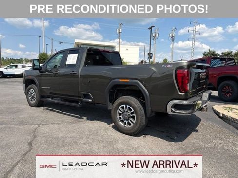 Used 2023 GMC Sierra 3500 Pro w/ Convenience Package AWD/4WD image 3