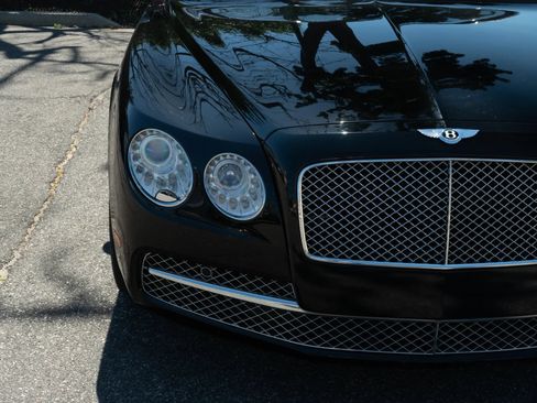 Used 2014 Bentley Flying Spur W12 AWD/4WD image 29