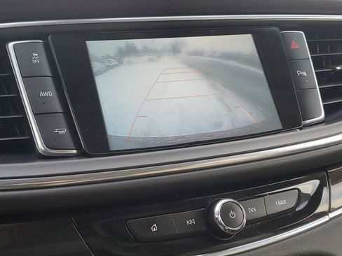 Used 2018 Buick Enclave Essence w/ Trailering Package image 18