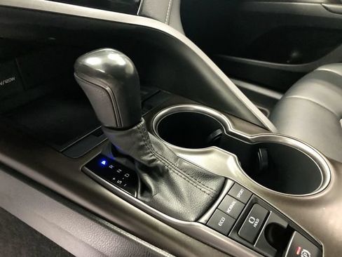 Used 2023 Toyota Camry SE AWD/4WD image 24