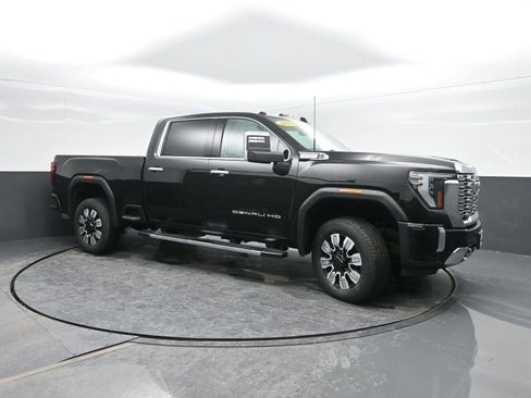 Used 2024 GMC Sierra 2500 Denali w/ Denali Reserve Package image 4