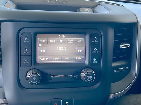 Used 2024 RAM 2500 Tradesman w/ Chrome Appearance Group image 34