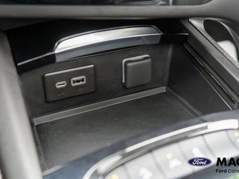 Used 2023 Buick Envision Essence w/ Sport Touring Package AWD/4WD image 30