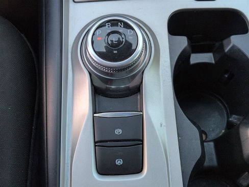 Used 2021 Ford Explorer XLT RWD image 26
