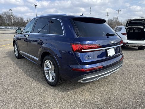 Used 2022 Audi Q7 Premium Plus w/ Premium Plus Package image 3