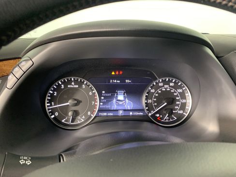 Used 2021 Nissan Armada SL w/ Captain's Chairs Package image 22