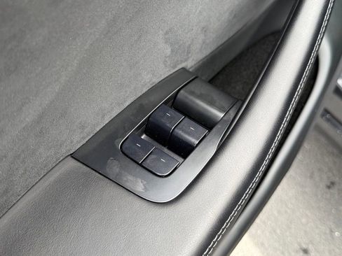 Used 2025 Tesla Model 3 Long Range image 17