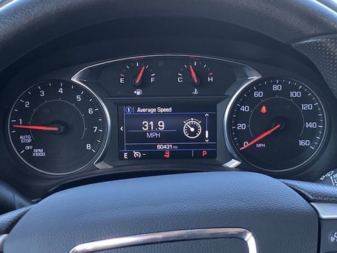Used 2024 GMC Terrain SLE FWD image 31