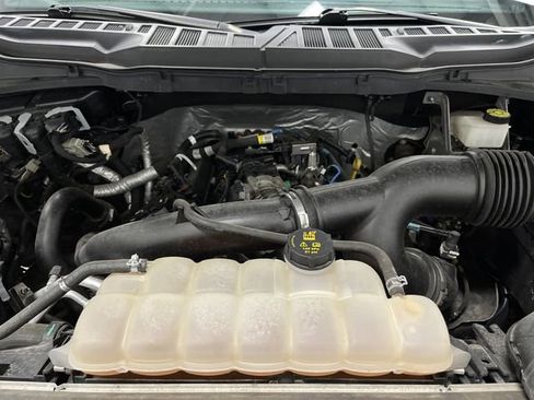 Used 2022 Ford F150 Lariat w/ Equipment Group 502A High image 47