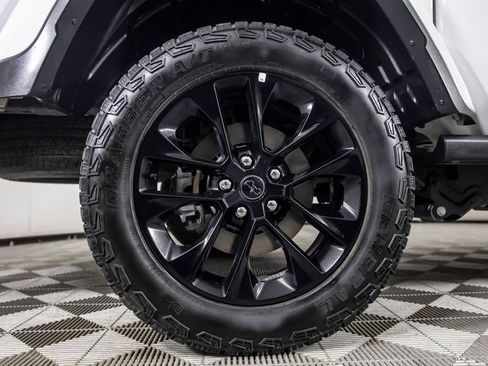 Used 2025 Jeep Gladiator Sport AWD/4WD image 39