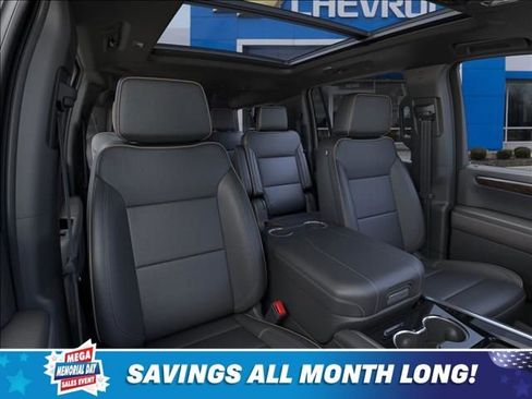 New 2026 Chevrolet Suburban Premier w/ Sun And Tow Package AWD/4WD image 16