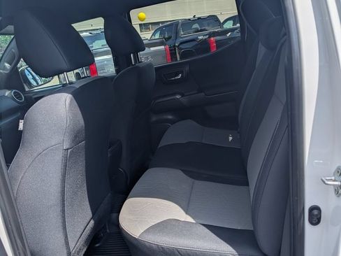 Certified 2023 Toyota Tacoma TRD Off-Road w/ Black Out Package (TMS) AWD/4WD image 15