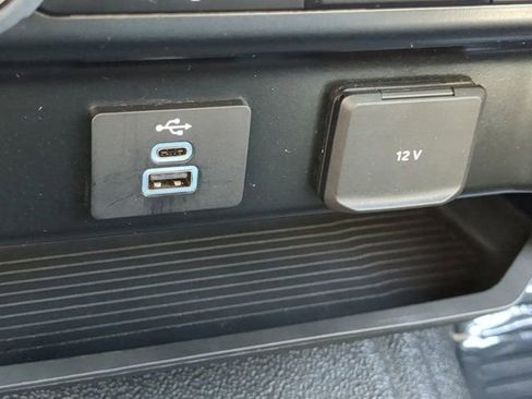 Used 2023 Ford F250 XL w/ XL Chrome Package image 21