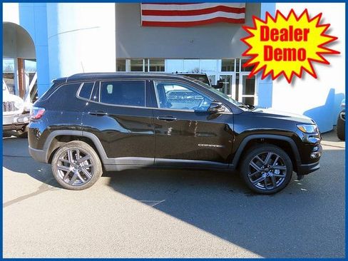 New 2026 Jeep Compass Limited w/ Sun, Sound & Navigation Group image 1