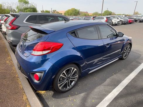 Used 2016 Hyundai Veloster Turbo w/ Option Group 04 image 4