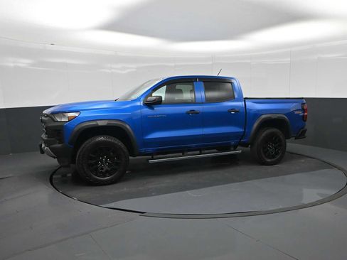 Used 2024 Chevrolet Colorado Trail Boss w/ Advanced Trailering Package AWD/4WD image 4