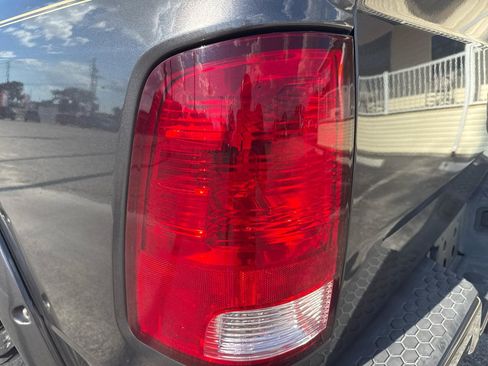 Used 2015 RAM 1500 Express AWD/4WD image 47