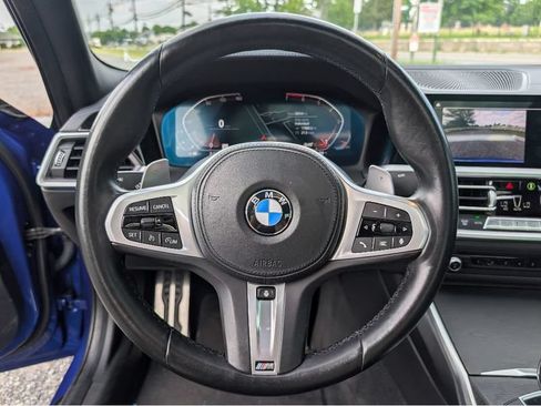 Used 2021 BMW 330i xDrive Sedan w/ M Sport Package AWD/4WD image 23