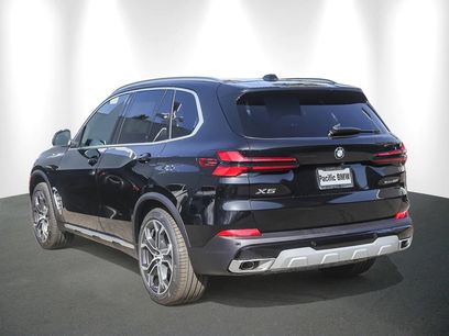 New 2026 BMW X5 xDrive40i w/ Parking Assistance Package