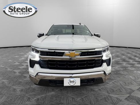 Used 2025 Chevrolet Silverado 1500 LT AWD/4WD image 8
