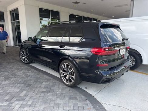 Used 2021 BMW X7 M50i w/ Dynamic Handling Package AWD/4WD image 3