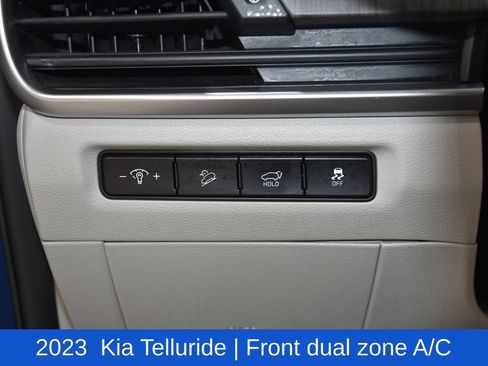Used 2023 Kia Telluride EX w/ EX Captain's Chair Package FWD image 9