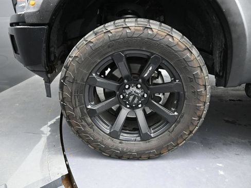 Used 2020 Ford F150 XLT w/ Equipment Group 302A Luxury AWD/4WD image 14