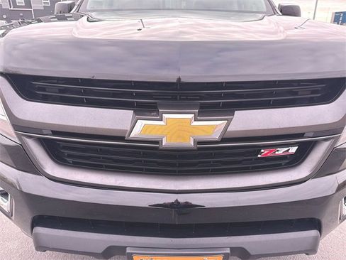 Used 2017 Chevrolet Colorado Z71 image 29