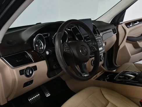 Used 2019 Mercedes-Benz GLE 400 4MATIC image 26