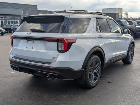 New 2026 Ford Explorer ST AWD/4WD image 4