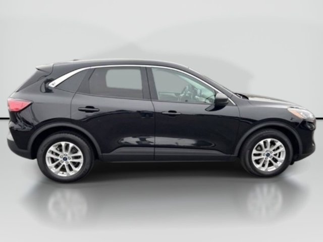 Used 2022 Ford Escape SE FWD image 6