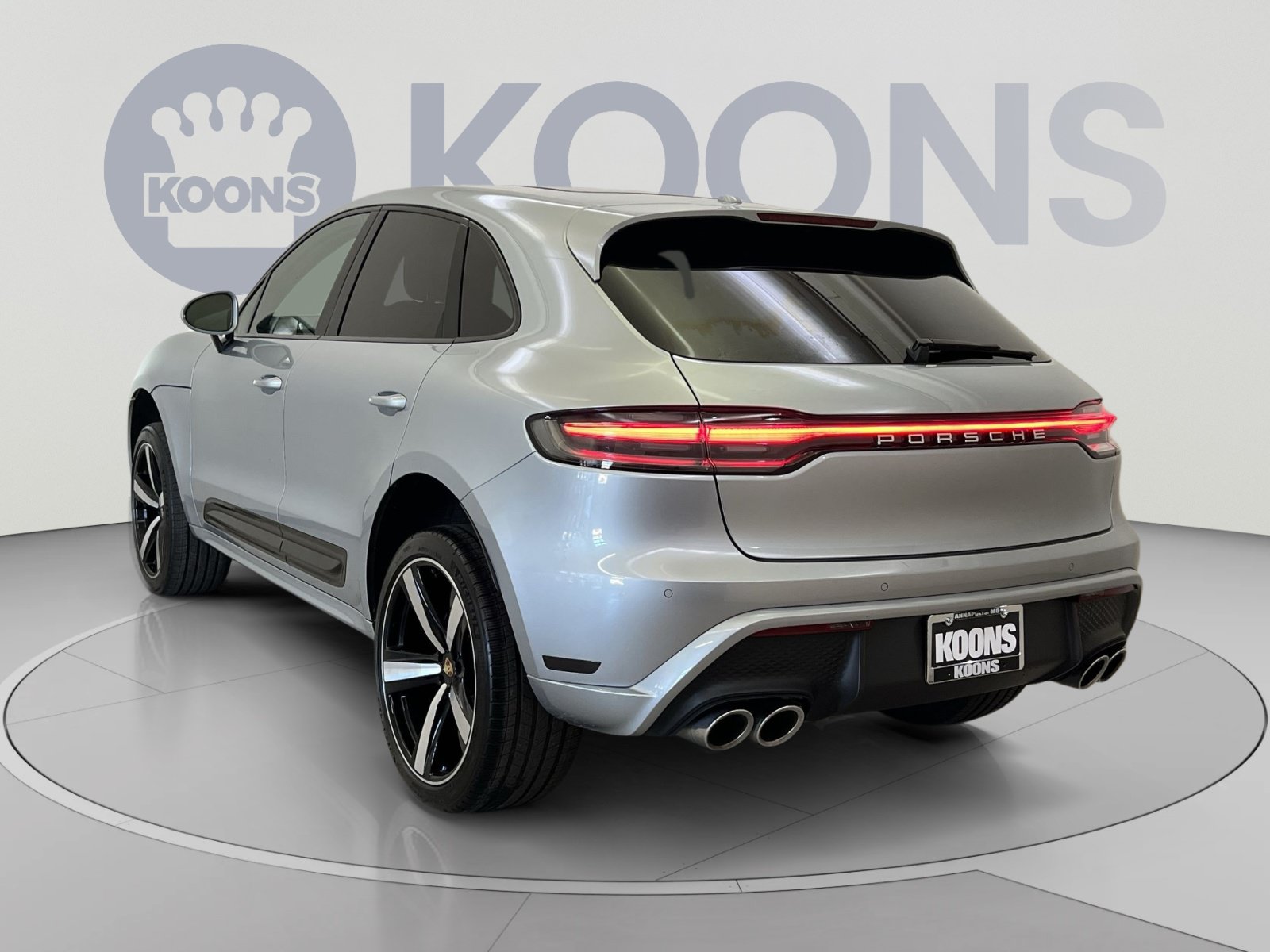 Used 2024 Porsche Macan AWD/4WD image 7