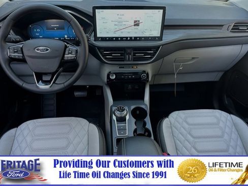 New 2024 Ford Escape SE w/ PHEV Premium Package image 10