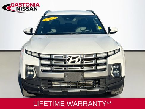 Used 2025 Hyundai Santa Cruz SEL FWD image 2